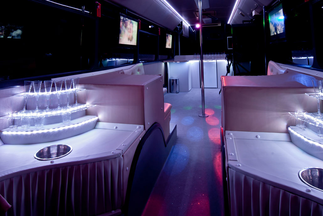 Mercedes partybusz berles 20-50 föig