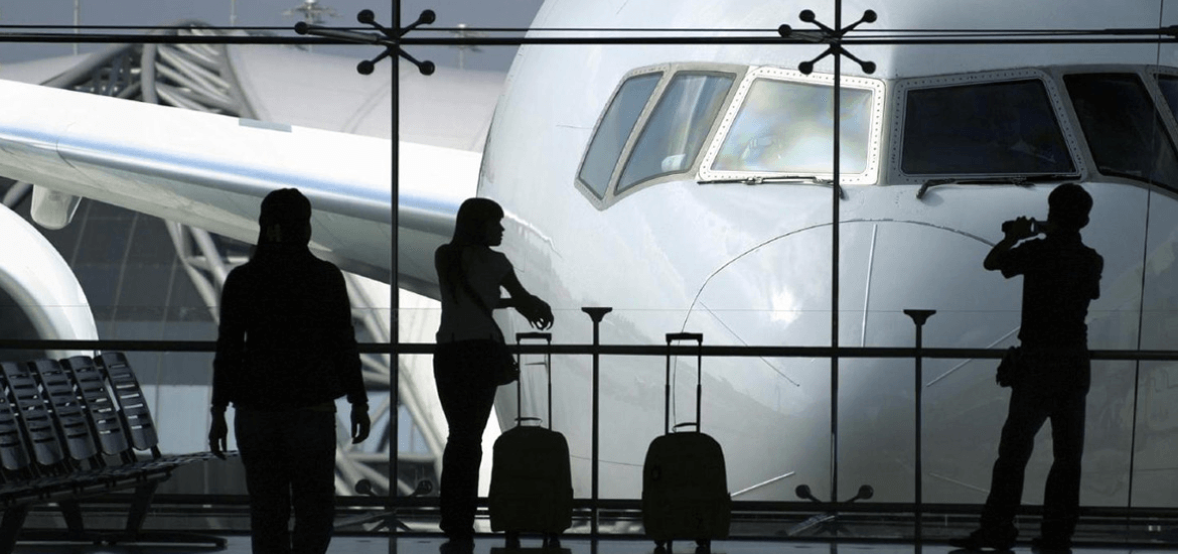 Utaztassa vendégeit a repülőtérről Budapest belvárosába exkluzívan, partybusszal!